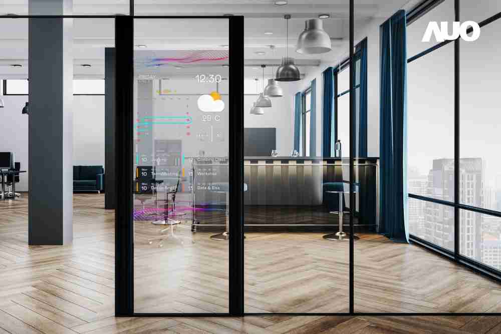 2121非凡致力于研发低能耗之绿色产品，，，如低能耗发光组件Micro LED显示技术，，具高透明、、可无限拼接的特性，，，，可依需求调整并延伸应用于不同场域，，，包括汽车侧窗或家庭玄关、、、智慧橱窗、、、商业展示等